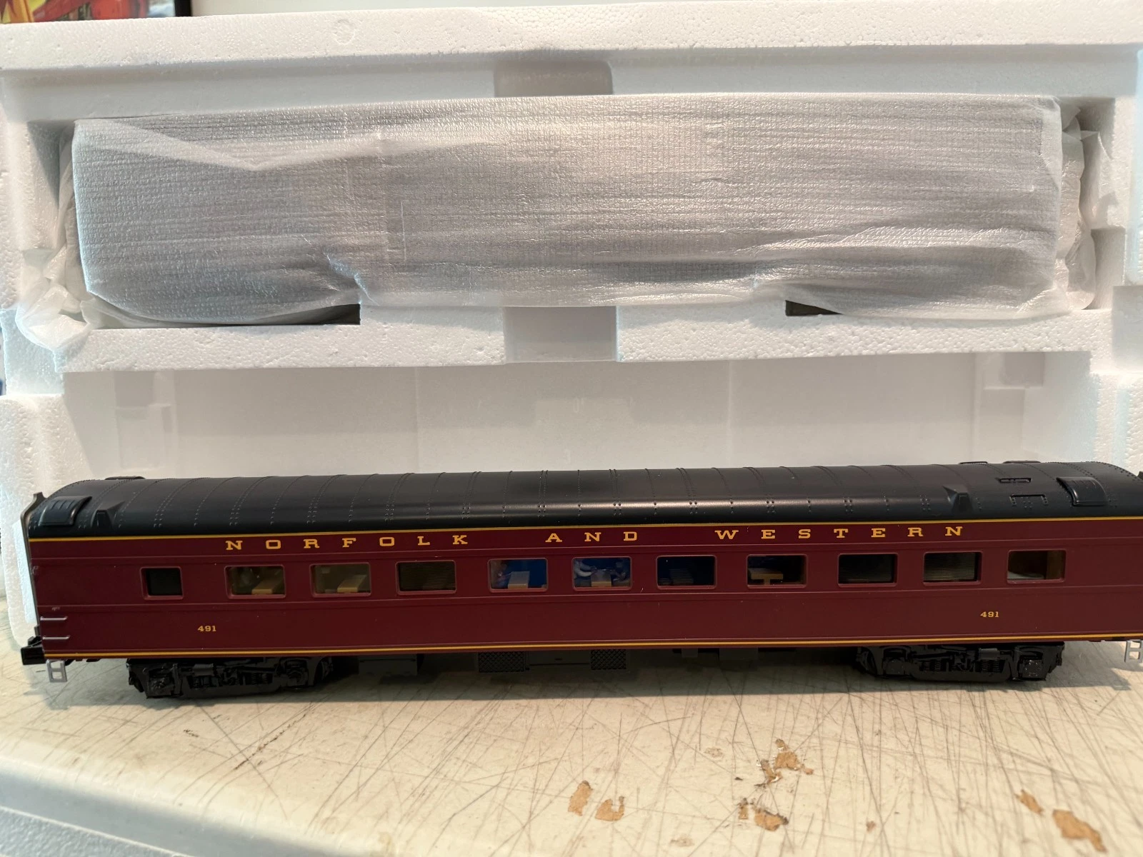 MTH 20-66145 Norfolk and Western Sleeper/Diner Streamliner 2 Pack NIB — photo 3
