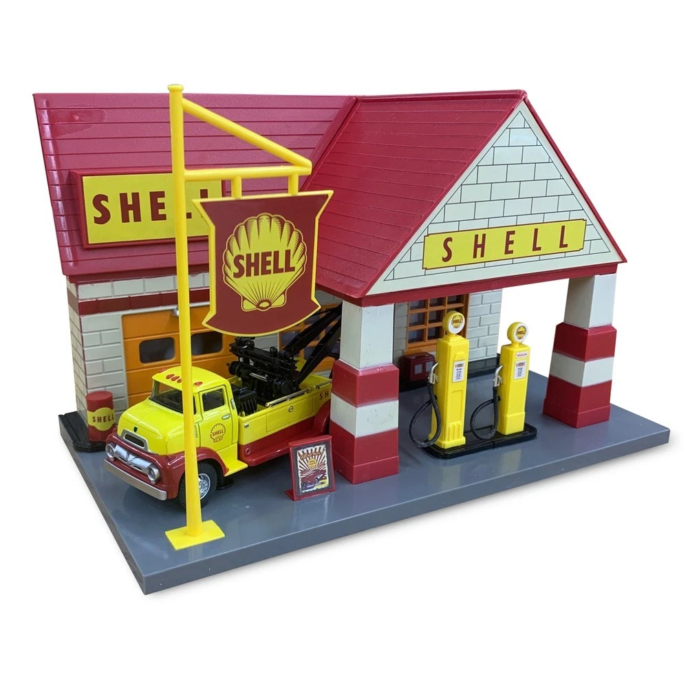 Menards 1/32 Scale Shell Gas Station NIB