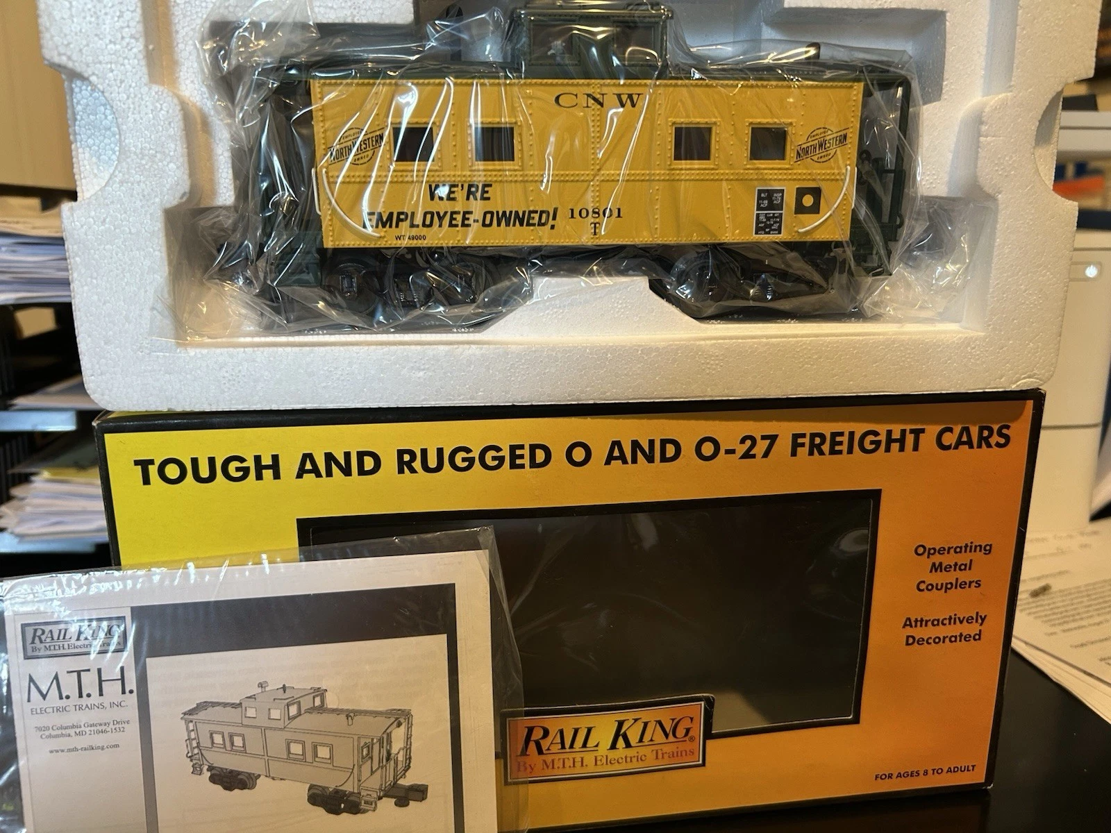 MTH 30-7727 CHICAGO NORTHWESTERN RAILROAD STEEL CABOOSE NIB