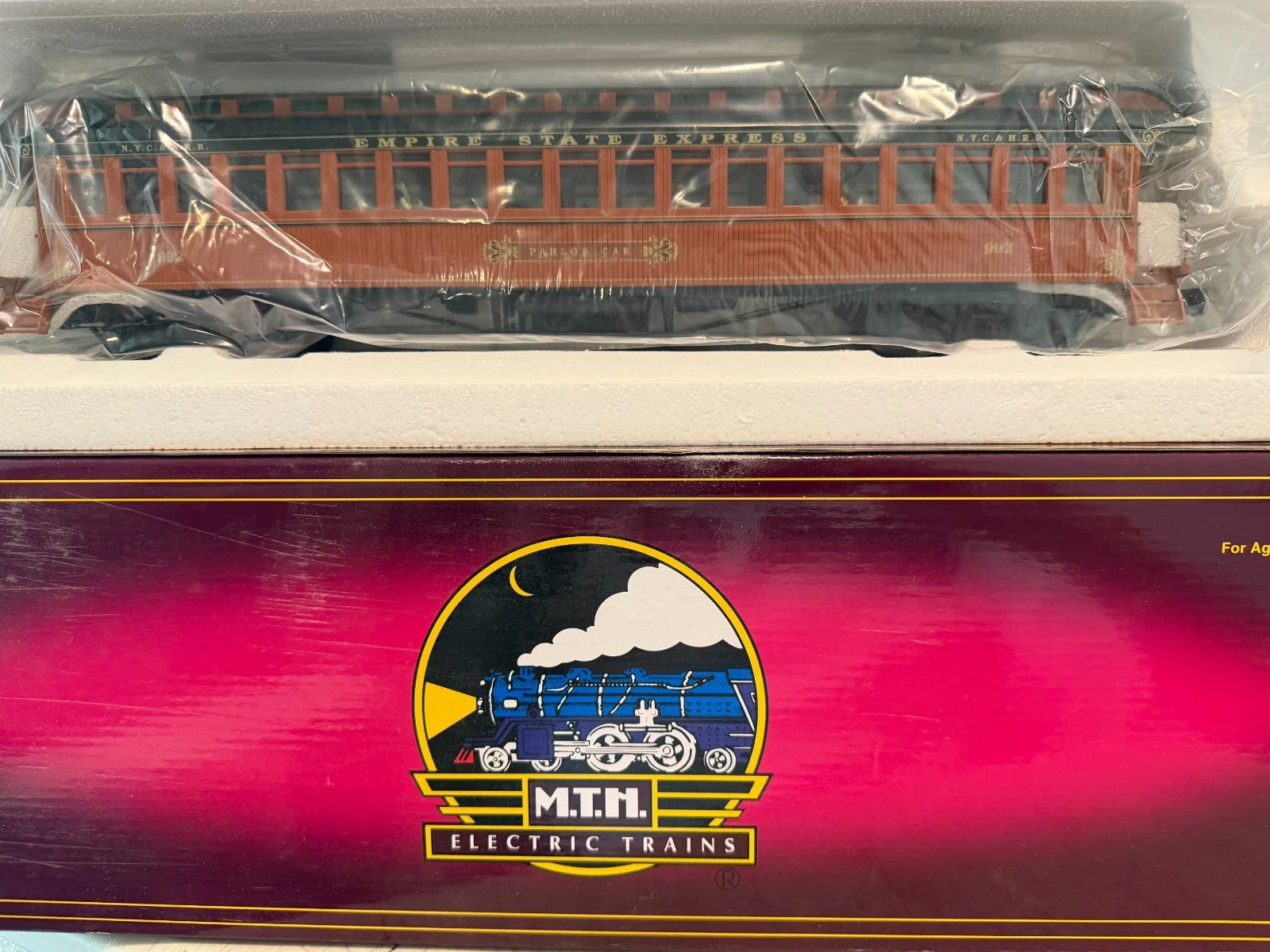 MTH 20-62002 New York Central Empire State Express 64' Woodside Coach NIB
