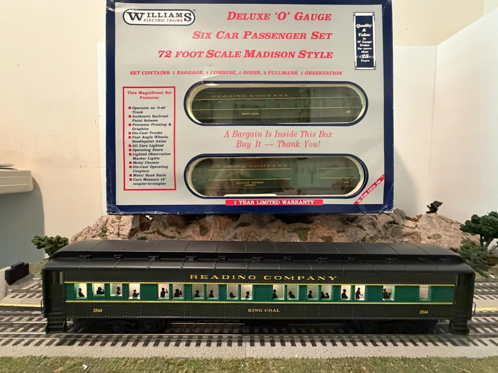 Williams 77227 Reading 6 Car Madison Set NIB