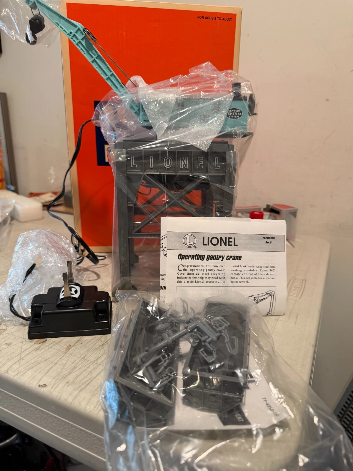 Lionel 6-12922 New York Central Gantry Crane NIB