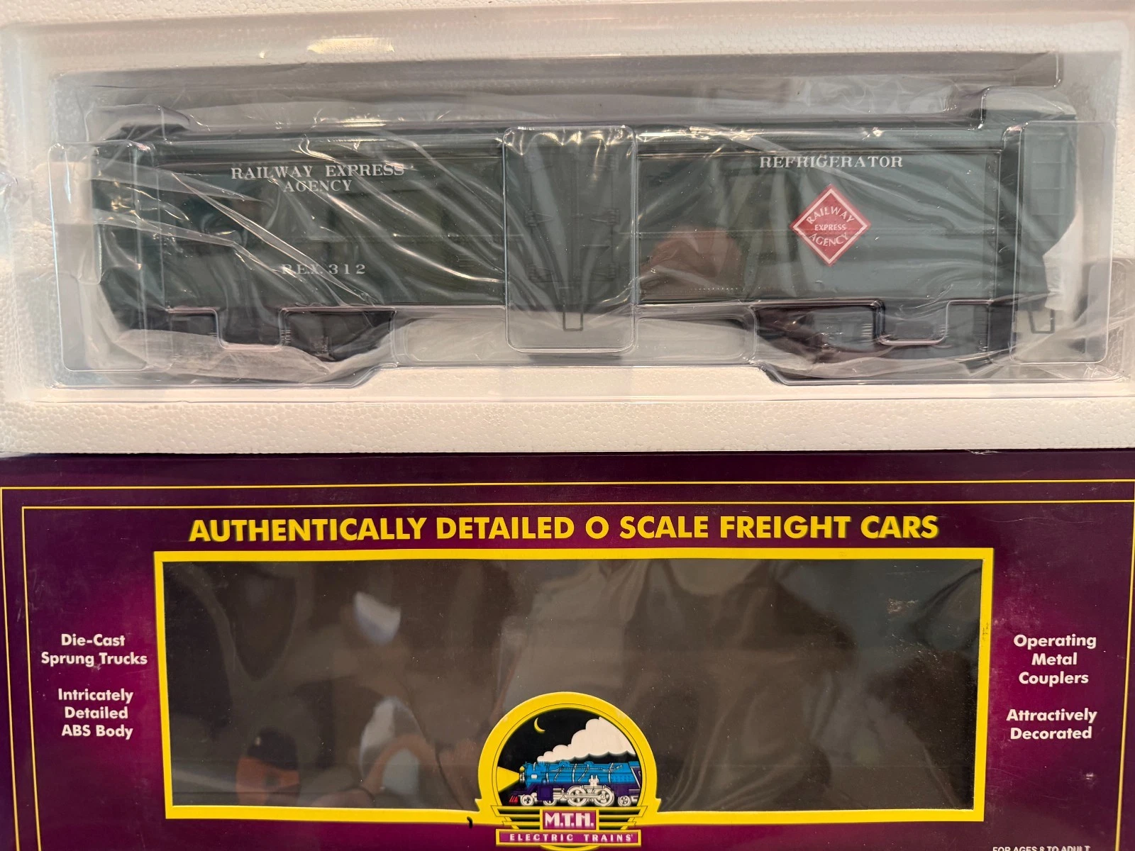 MTH 20-94136 Railway Express Agency R50B Reefer Car NIB