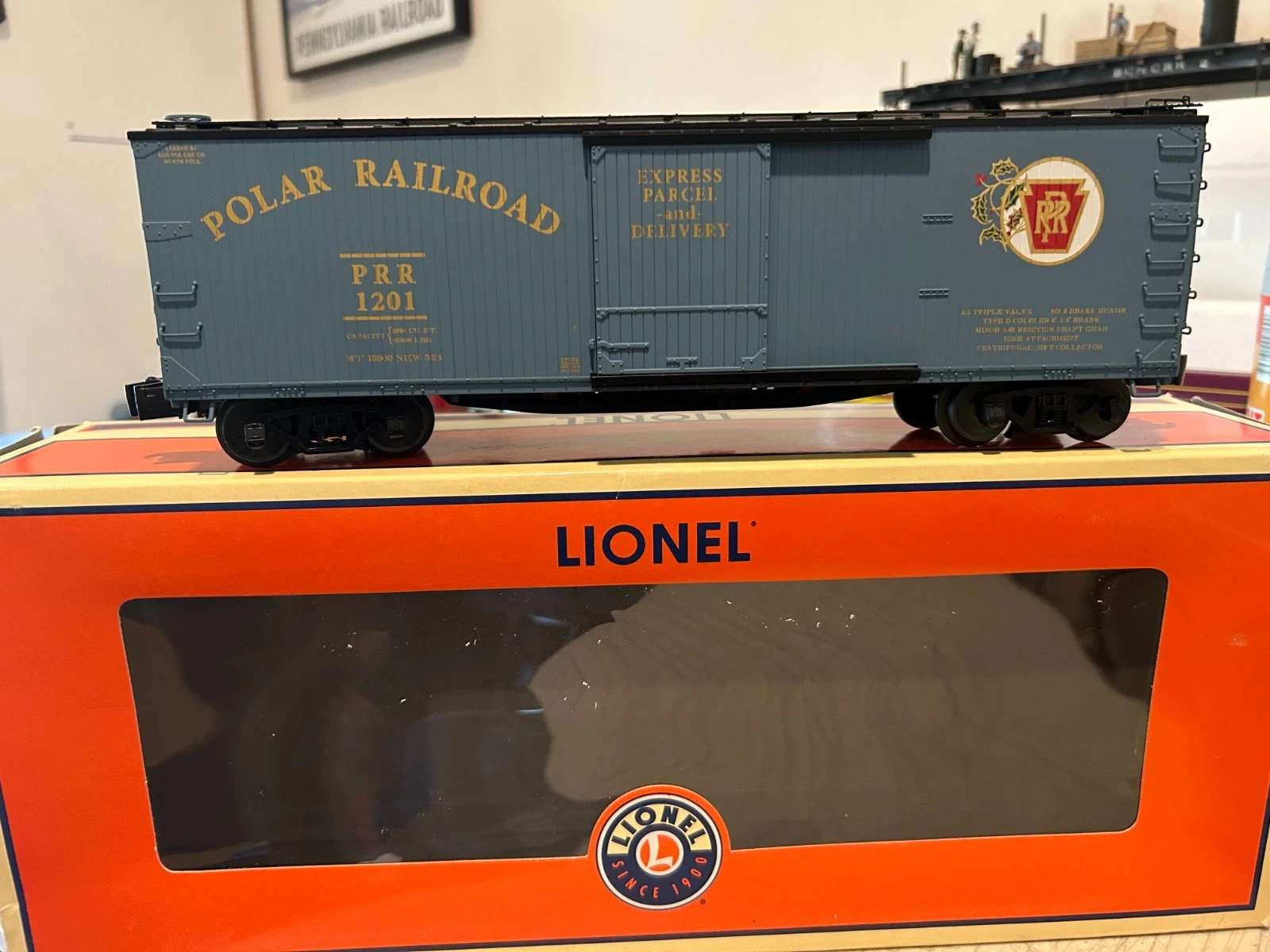 Lionel 6-27274 Polar Railroad Wood-Sheathed Boxcar LN/Box
